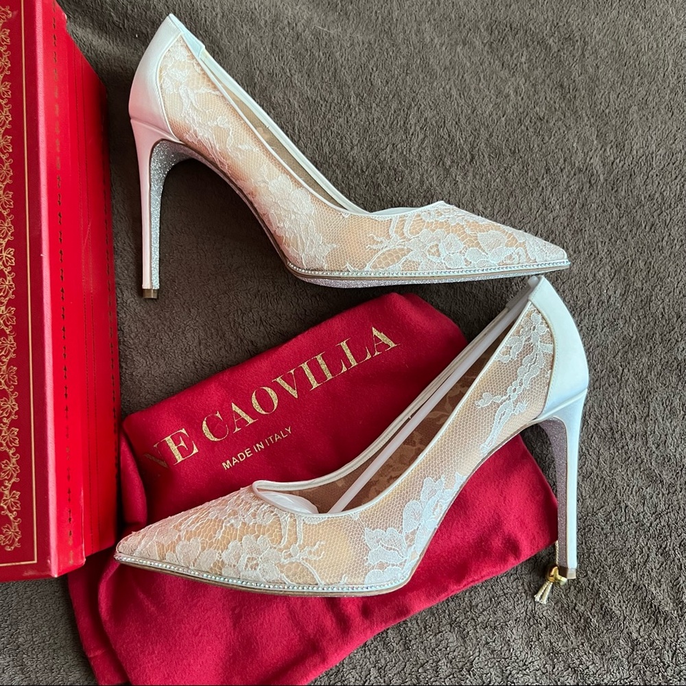 RENE' CAOVILLA
Grace satin-trimmed crystal-embellished lace pumps